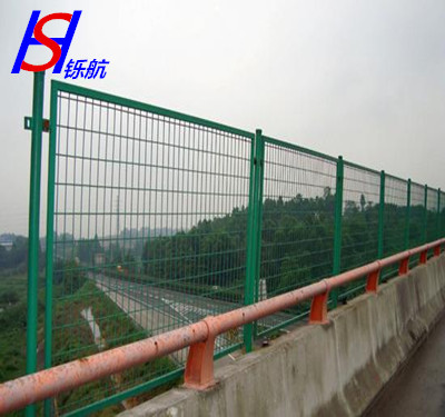 橋梁護(hù)欄網(wǎng).jpg 橋梁護(hù)欄網(wǎng).jpg